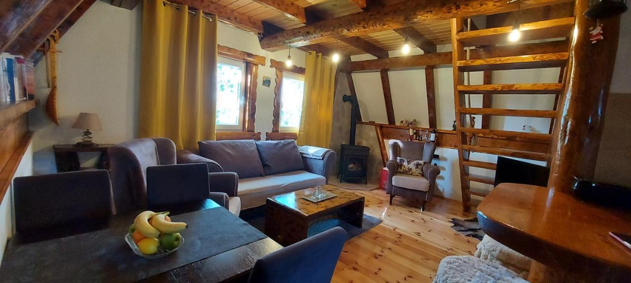 Vila Sarigora Žabljak Exteriör bild