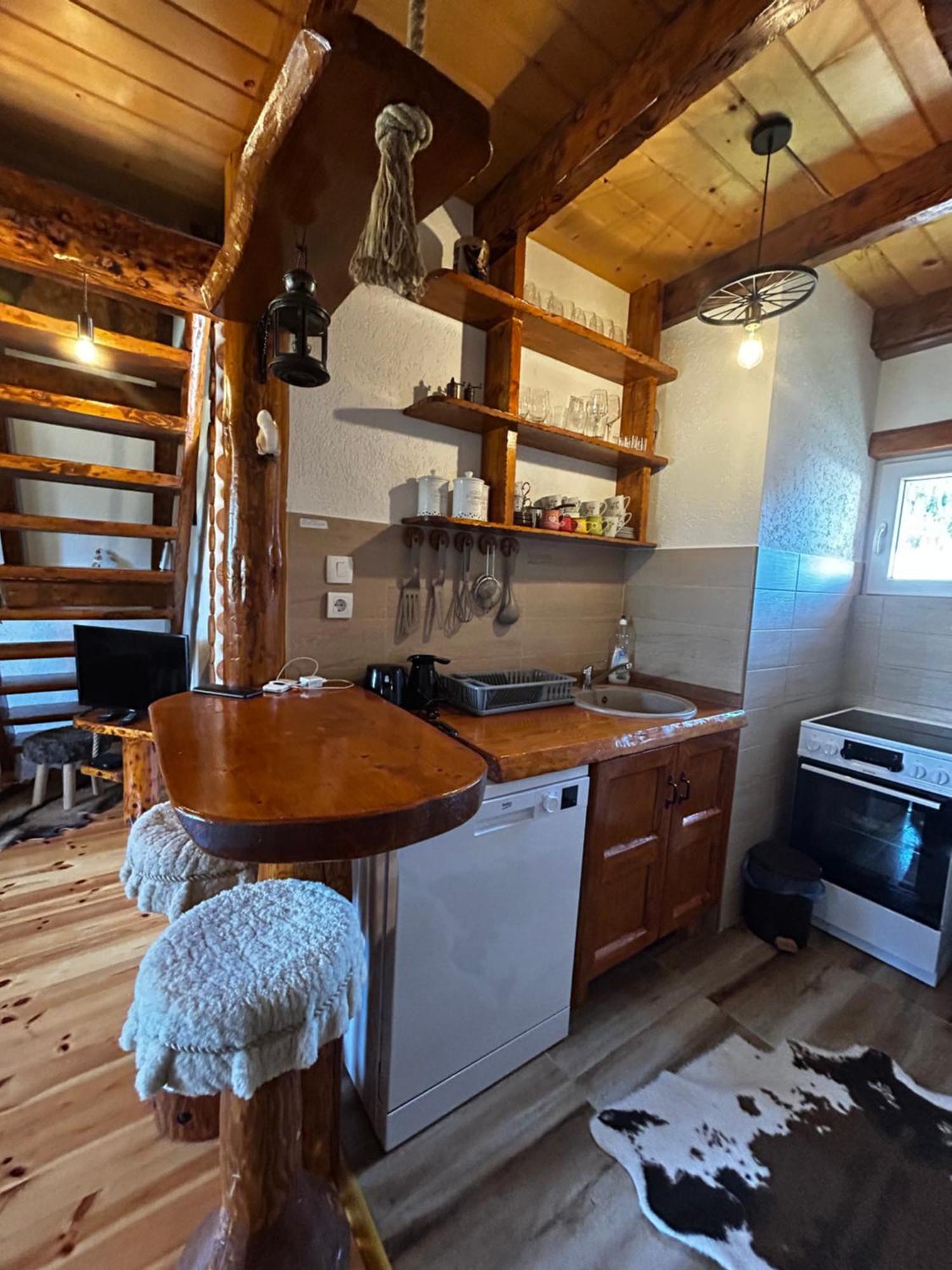 Vila Sarigora Žabljak Exteriör bild