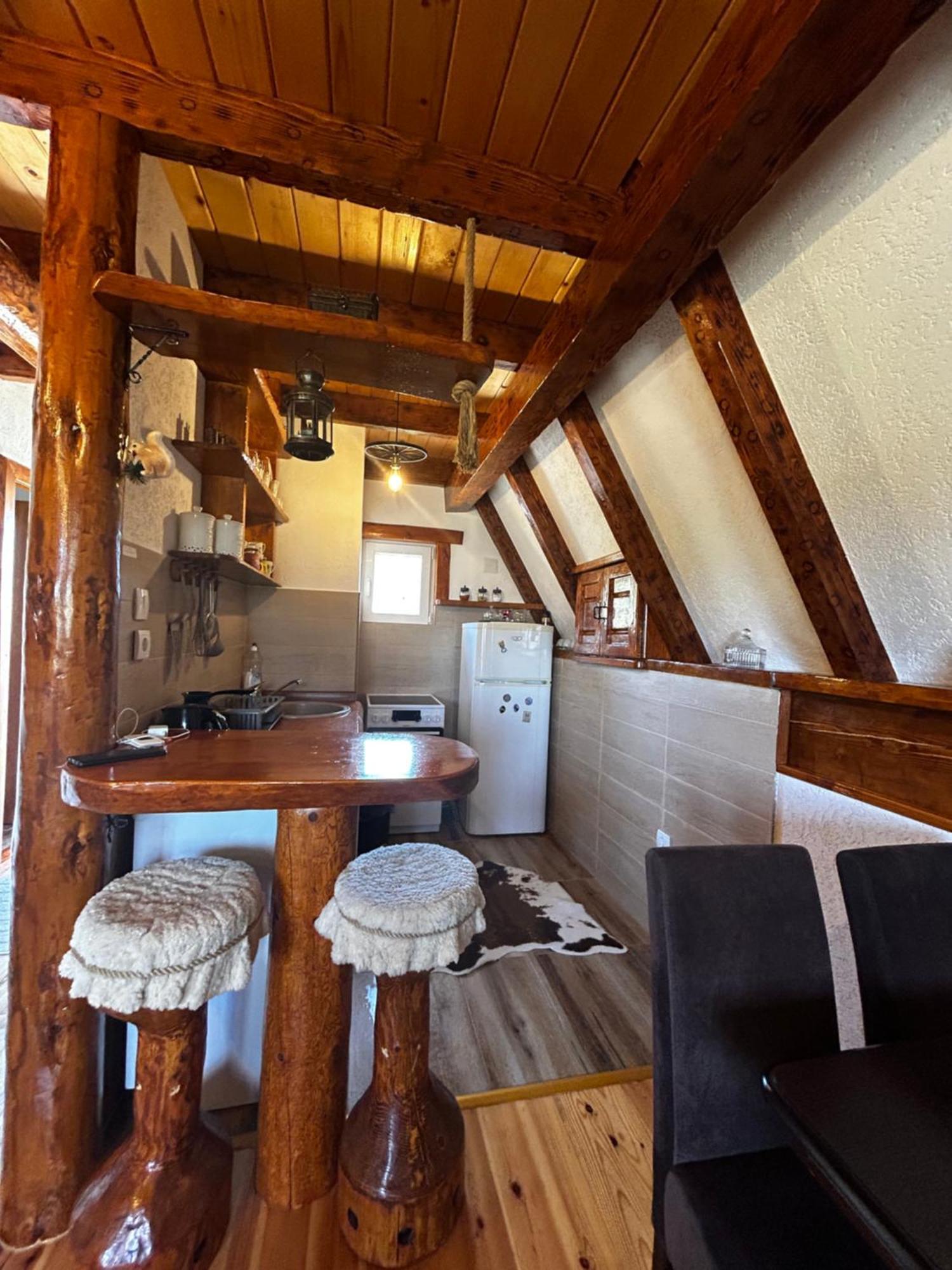 Vila Sarigora Žabljak Exteriör bild
